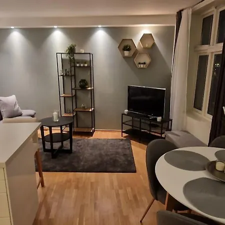 Central 1 Bedroom Apartment With A View Bergen Exterior photo